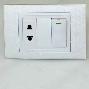 وش سويت شادو أبيض